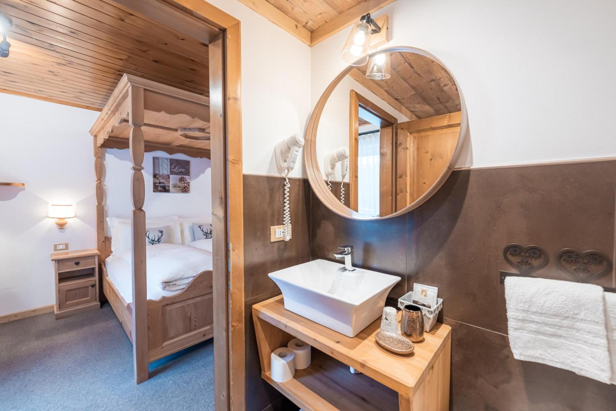 Albergo Majorka Canazei Kültér fotó