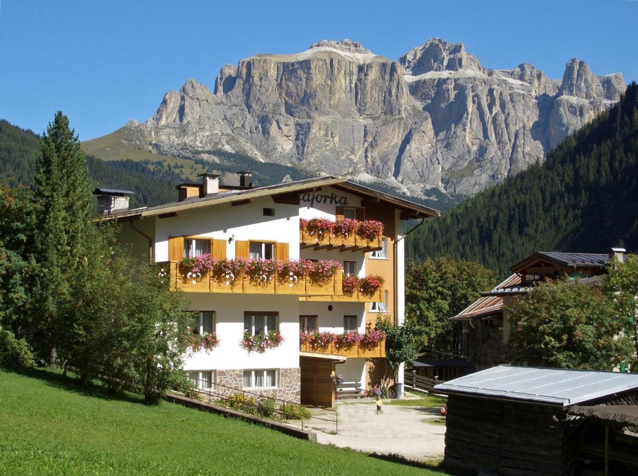 Albergo Majorka Canazei Kültér fotó